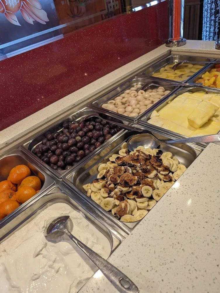 Fruits Au Sirop Et Frais Crème Fraîche